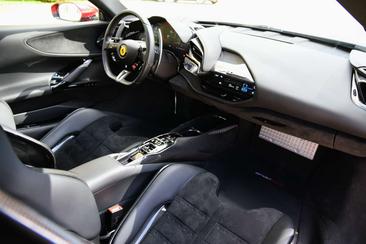 Ferrari SF90 Stradale — photo 29