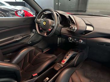 Ferrari 488 — photo 22