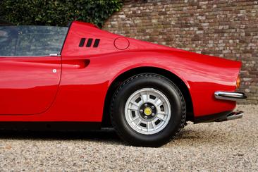Ferrari Dino 246 GTS — photo 36