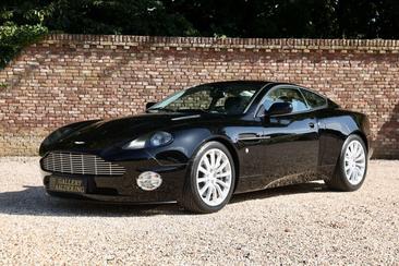Aston Martin Vanquish V12 — photo 6