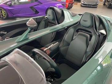 Aston Martin V12 Speedster DBR 1 PACK — photo 13