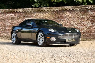 Aston Martin Vanquish 5.9 V12 — photo 18
