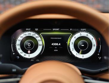 Aston Martin DBX 4.0 V8 707 — photo 49