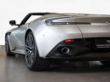 Aston Martin DB12 Volante — photo 27