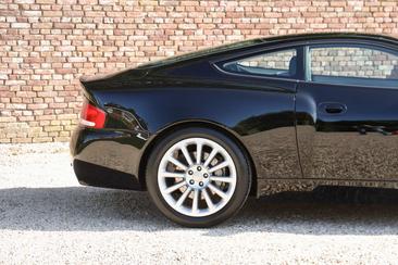Aston Martin Vanquish V12 — photo 24