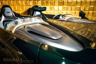 Aston Martin V12 Speedster — photo 22