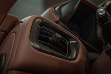 Aston Martin DBS Volante 770 Ultimate — photo 26