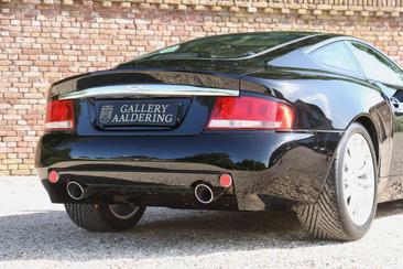 Aston Martin Vanquish V12 — photo 44