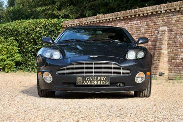 Aston Martin Vanquish 5.9 V12 — photo 46