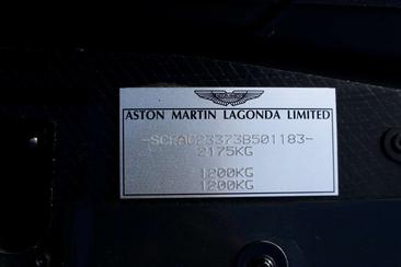 Aston Martin Vanquish 5.9 V12 — photo 47