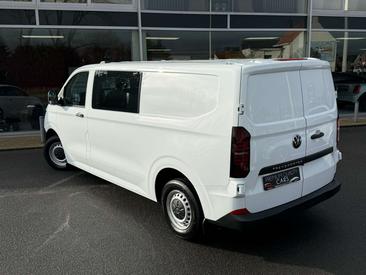 Volkswagen Transporter — photo 7