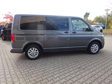 Volkswagen Multivan — photo 5
