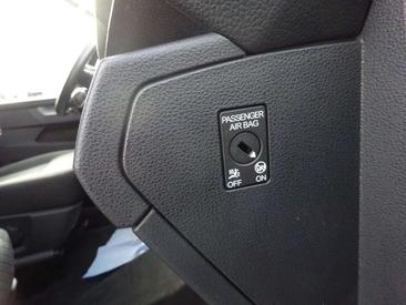 Volkswagen Multivan — photo 7