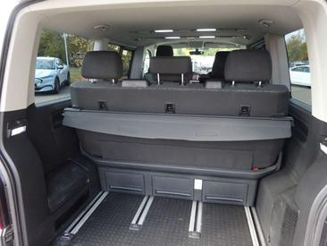 Volkswagen Multivan — photo 13