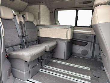 Volkswagen Multivan California — photo 11