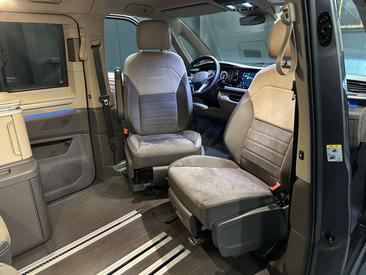 Volkswagen Multivan California — photo 10