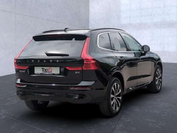 Volvo XC60 B4 Core — photo 3
