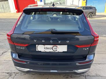 Volvo XC60 T6 Recharge Core — photo 4