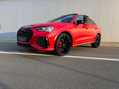 Audi RSQ3