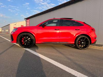Audi RSQ3