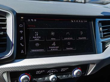 Audi A1 S Line 40 TFSI — photo 15