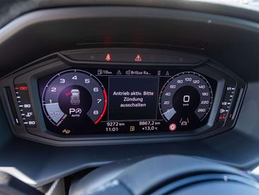 Audi A1 S Line 40 TFSI — photo 11