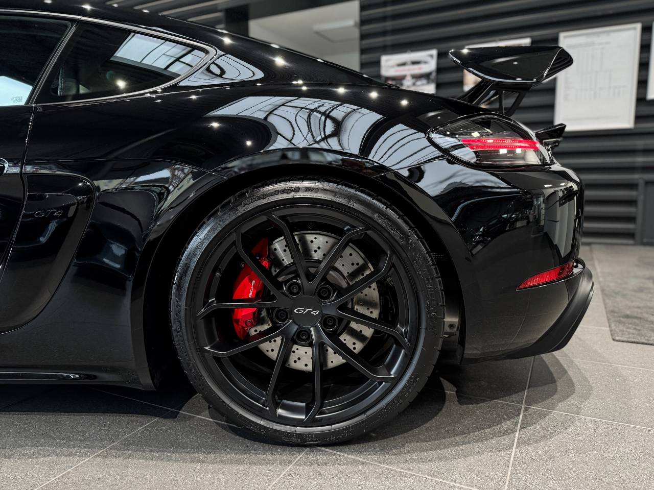 Porsche 718 type 982 Cayman GT4 - 2020 - Joinsteer - #23