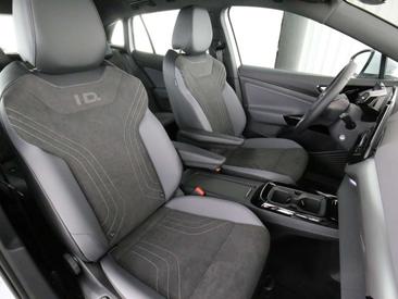 Volkswagen ID.4 Pure Performance — photo 14