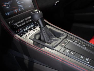 Porsche 718 type 982 Spyder RS — photo 22
