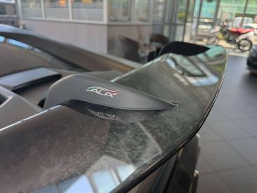 Lamborghini Huracán Performante — photo 14