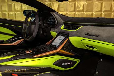 Lamborghini Sian — photo 19