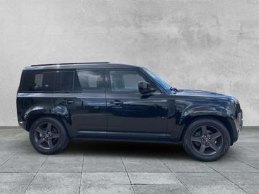 Land Rover Defender 110 X-Dynamic SE D250 — photo 6