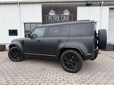 Land Rover Defender 110 Black Edition 4.4 V8 MHEV P635