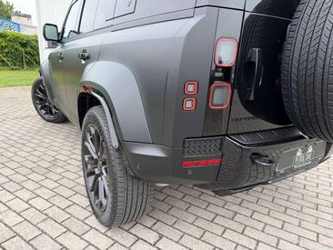 Land Rover Defender 110 Black Edition 4.4 V8 MHEV P635 — photo 6