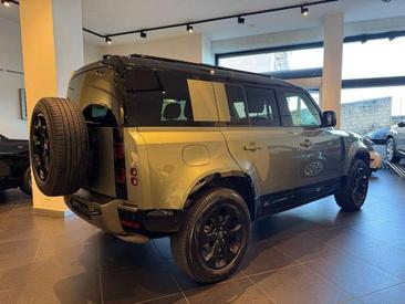 Land Rover Defender D200 — photo 6
