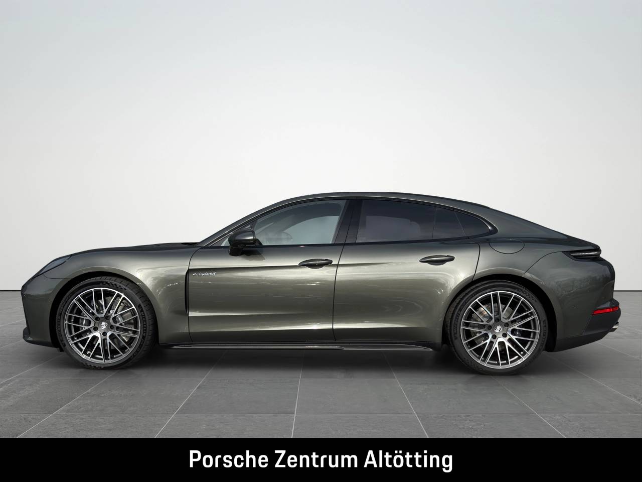 Porsche Panamera III 4 E-Hybrid - 2025 - Joinsteer - #2