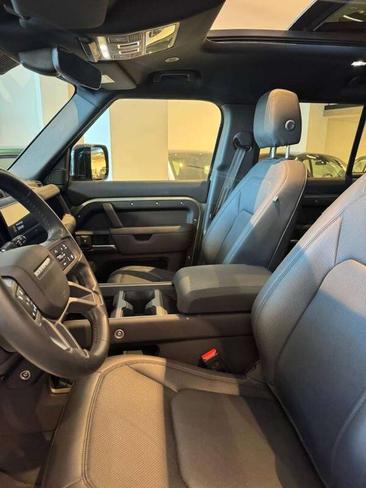 Land Rover Defender D200 — photo 13