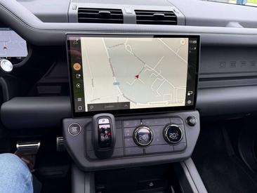 Land Rover Defender 110 Black Edition 4.4 V8 MHEV P635 — photo 18