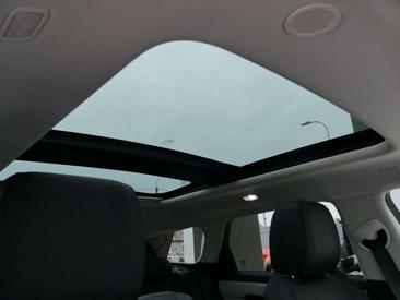 Land Rover Range Rover Evoque P300e Dynamic SE AWD Auto 24MY Noir — photo 7