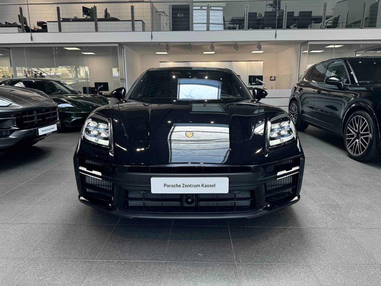 Porsche Panamera III 4 E-Hybrid - 2025 - Joinsteer - #4