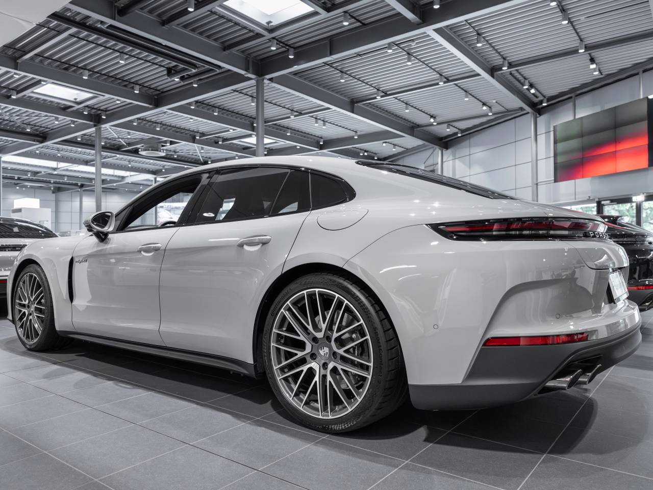 Porsche Panamera III 4 E-Hybrid - 2025 - Joinsteer - #3