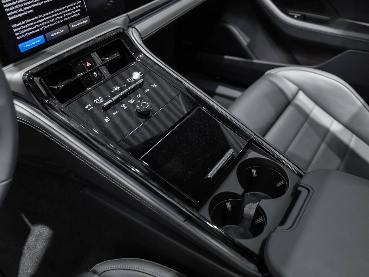 Porsche Panamera III 4 E-Hybrid - 2025 - Joinsteer - #17