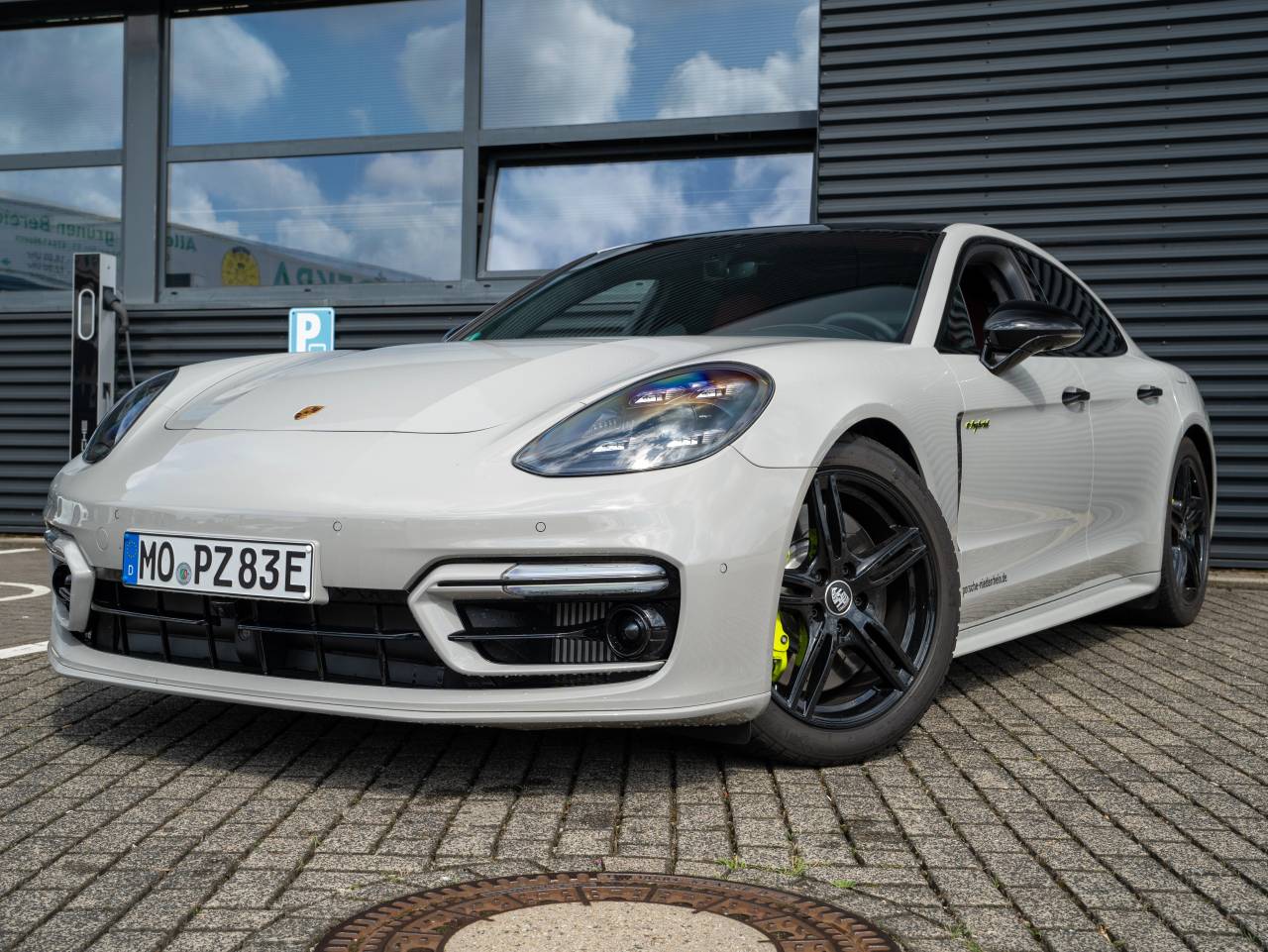 Porsche Panamera II ph2 4S E-Hybrid - 2024 - Joinsteer - #1