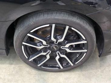 Mini Cooper SE JCW — photo 15