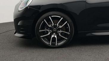Mini Cooper SE JCW — photo 17