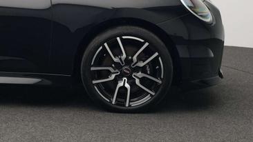 Mini Cooper SE JCW — photo 20
