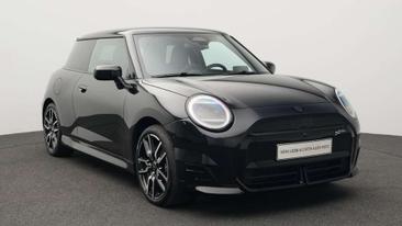 Mini Cooper SE JCW — photo 24