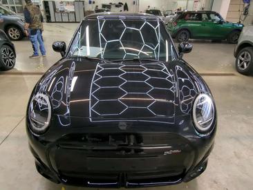 Mini Cooper SE JCW — photo 26