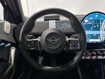 Mini Aceman Favoured Cooper E — photo 11