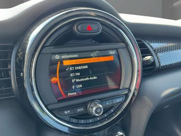 Mini Cooper JCW S — photo 13